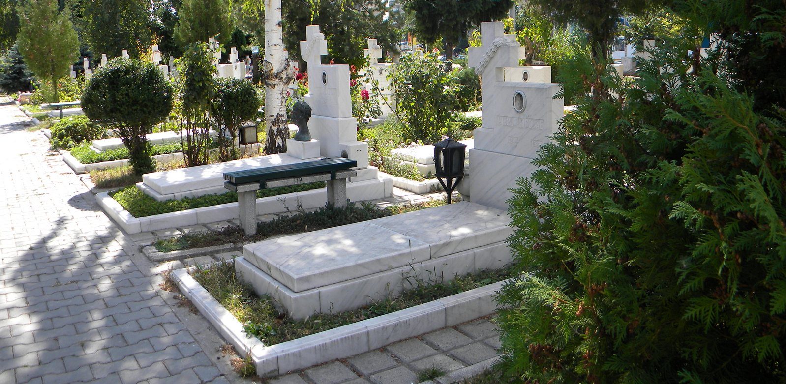 servicii funerare cimitir straulesti