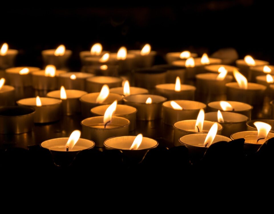 multumim profesionistilor funerari